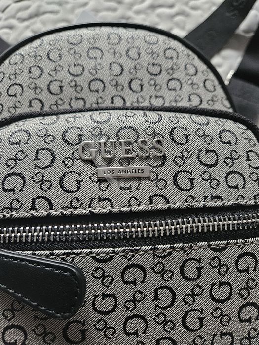 Mały plecak damski Guess, oryginalny