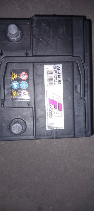 Bateria  automóvel de 52