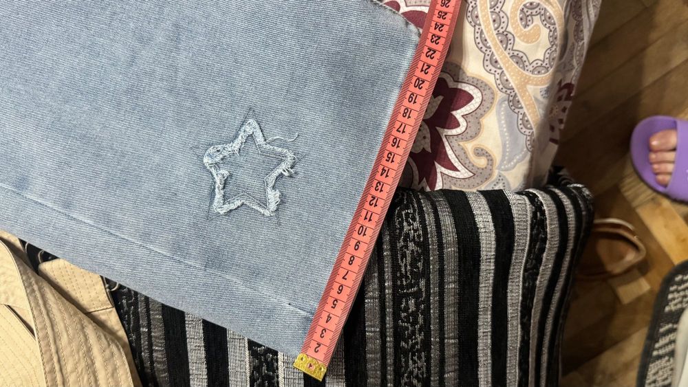 Джинсы кюлоты средняя посадка, голубые,с нашивками/принтом, р.40 (L)