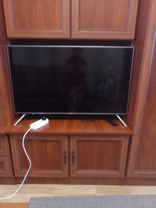 Продам смарт ТВ! 40 диагональ!