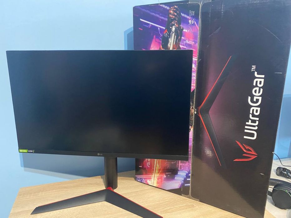 Monitor LG.
