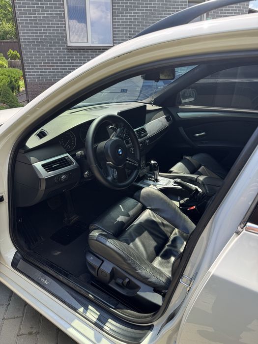 Bmw e61 2.0d 2008