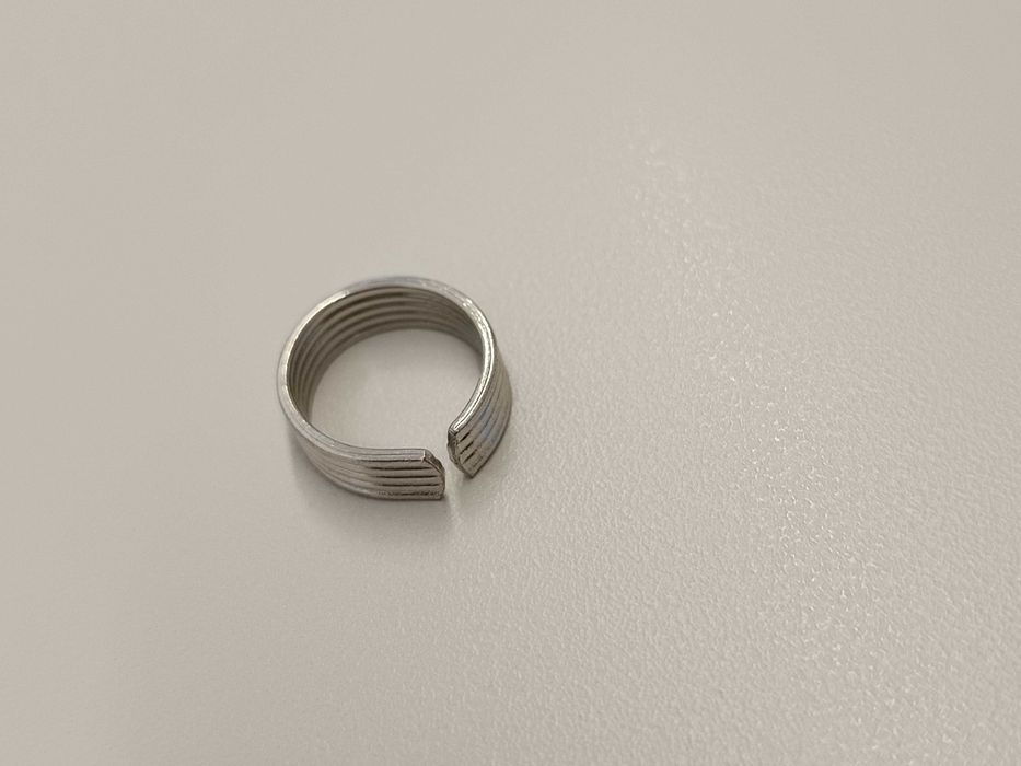 Conjunto de 3 anéis de prata e brilhantes - Novos