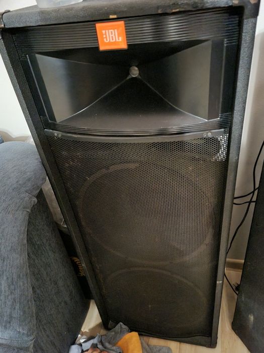 Kolumny estradowe jbl tr225