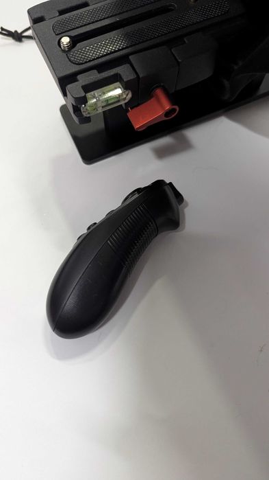 Prompter Desview z pilotem