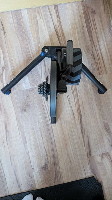 Trenażer Wahoo Kickr V4 Interaktywny