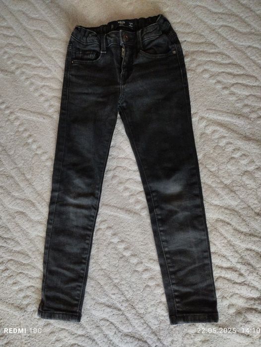 Продам джинси для дівчинки