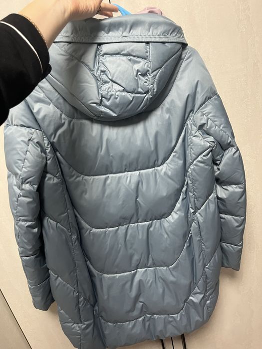 Пальто зимове ,розмір с