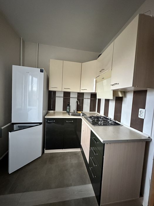 Здам 1 кімнатну квартиру Незалежності 62