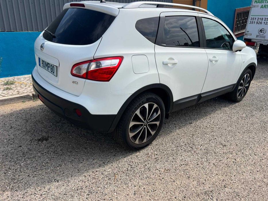 Nissan Qashqai 1,5 cdi — photo 3