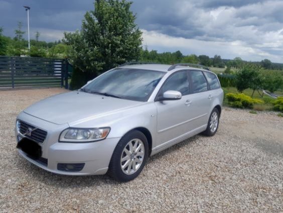 Volvo V50 kombi.