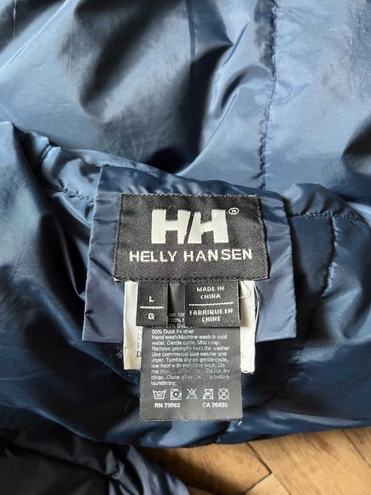 Пуховик Helly Hansen
