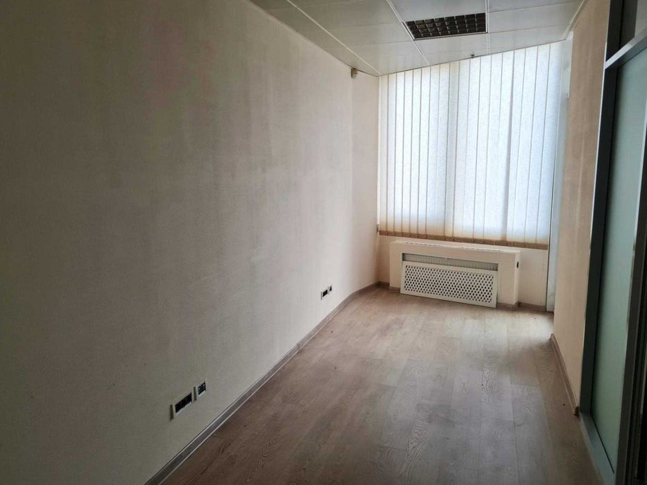 Офіс 141 м.кв Бул. Тараса Шевченка 33Б БЦ Європа Плаза Шевченківський