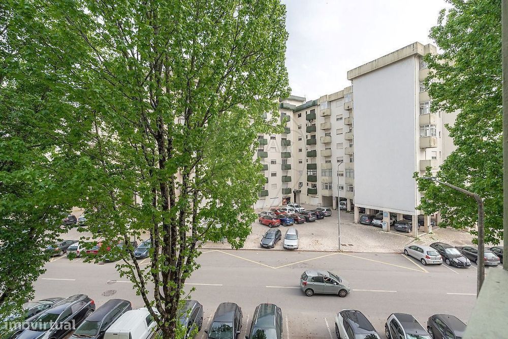 Apartamento T4 à venda em Coimbra  Santo António dos Olivais