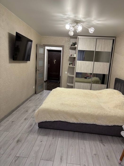 Продам 1 кім.кв.вул.Незалежності