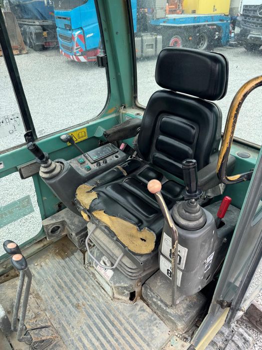 Minikoparka Yanmar B17 rozsuwane podwozie