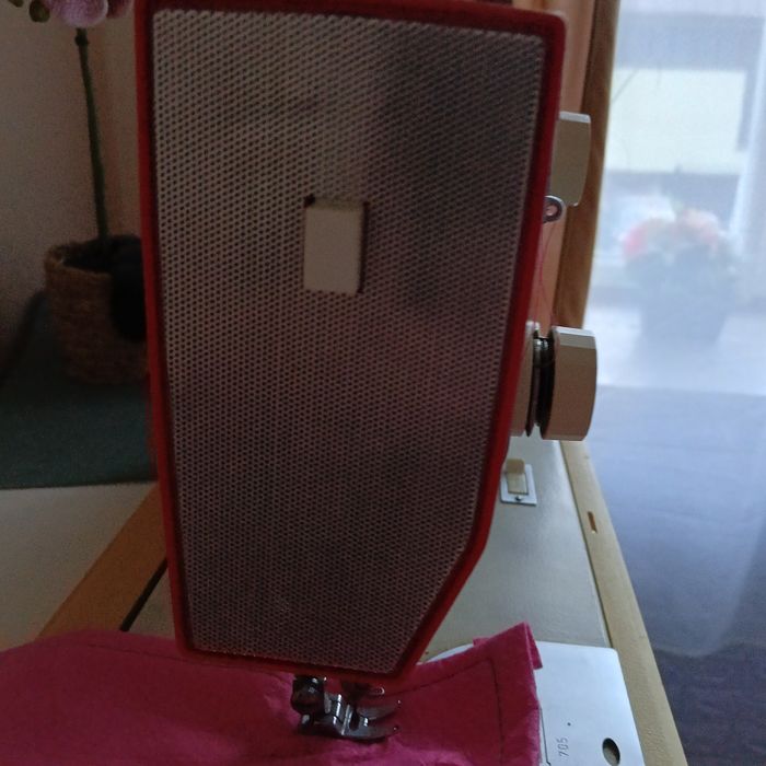 Sprzedam maszynę do szycia