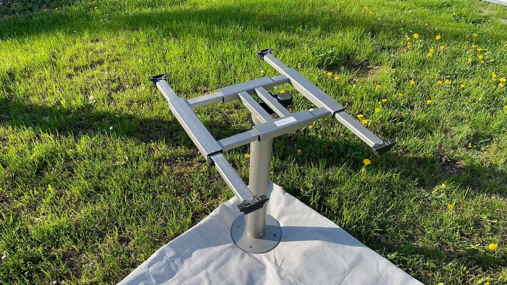 Stół do kampera / przyczepy kempingowej, noga.