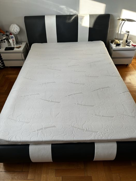 Materac z pokrowcem (140x200)