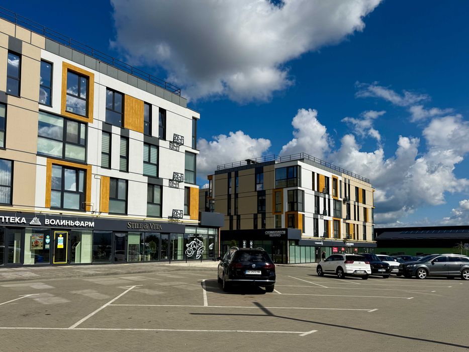 Продаж приміщення на 1-му поверсі 35-45 м.кв. 1-й поверх