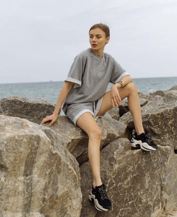 Костюм шорти та футболка комплект шорты и футболка