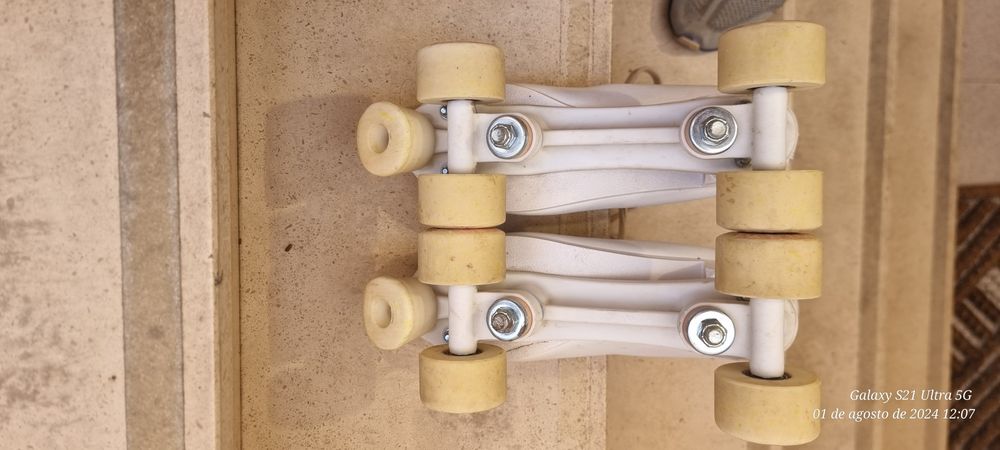 Patins criança como novos