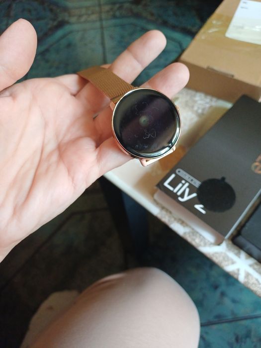 Sprzedam damski nowy smartwatch