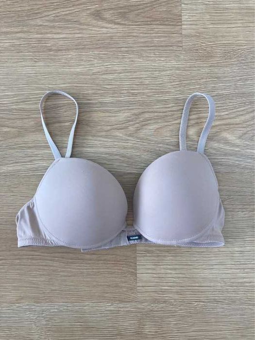 Cielisty beżowy stanik biustonosz gładki Tezenis 75B