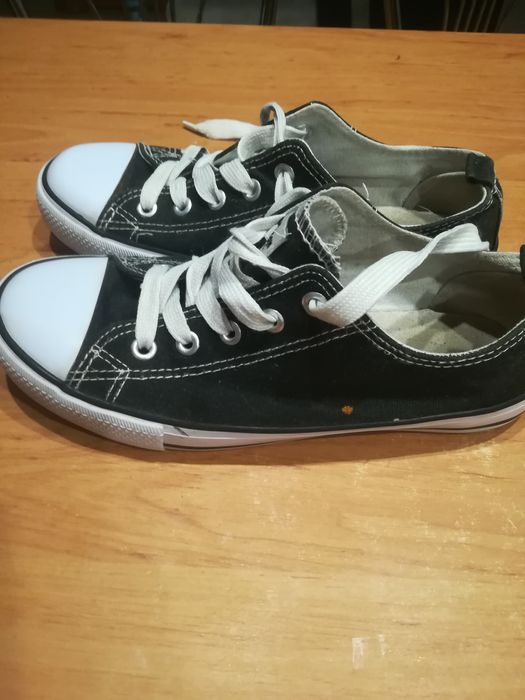 Czarne trampki 35