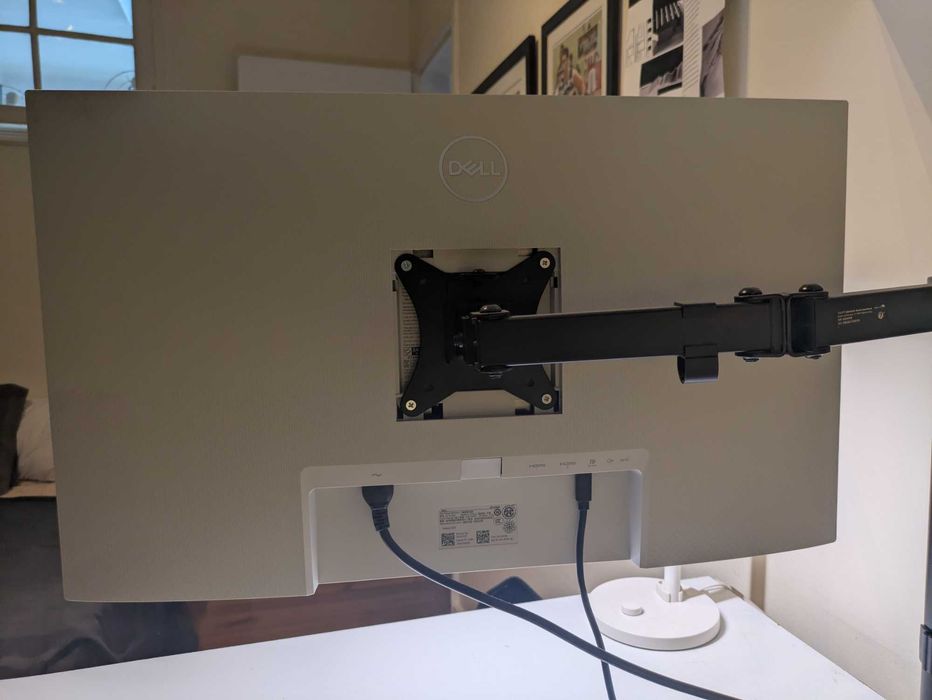 Monitor 4K Dell S2722QC