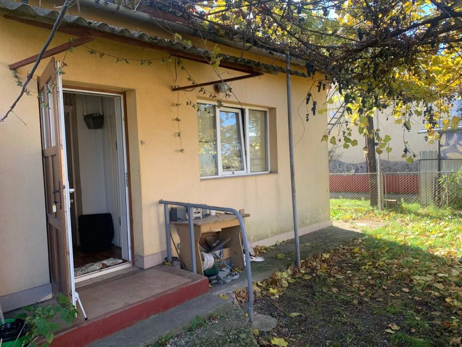 Продається півособняк в районі магазину "Епіцентр"