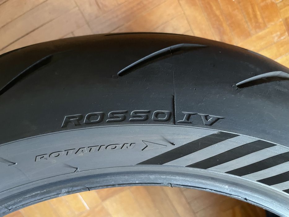 Pneu Pirelli Diablo Rosso IV