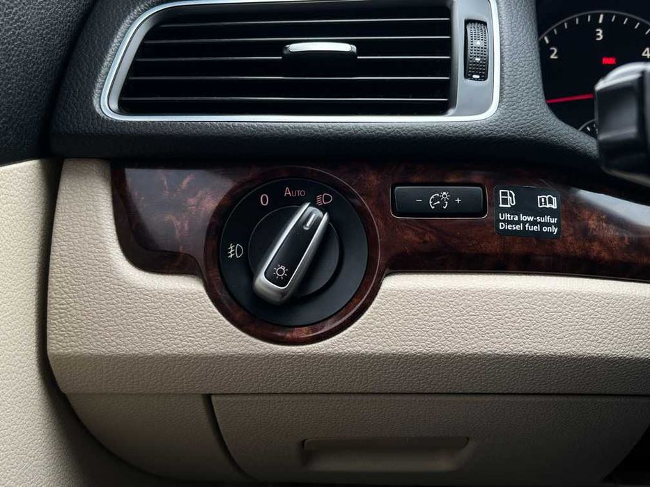 Volkswagen Passat 2012