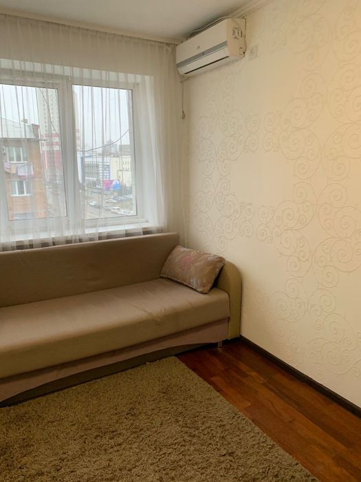 Продам кімнату в гуртожитку  по вул. Бориспільська