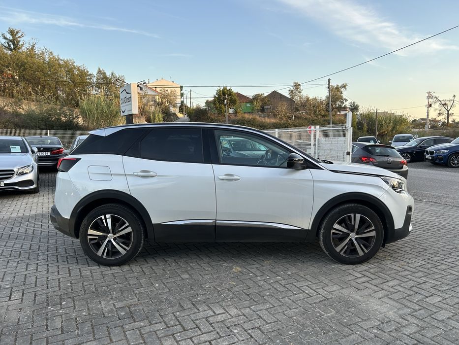 Peugeot 3008 1.5 HDI Aut. 100 mil kms