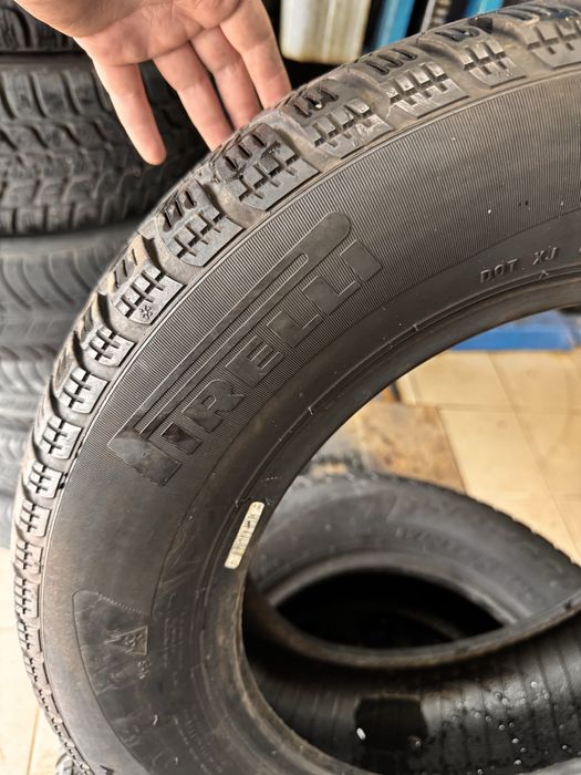 Шини б/у 195/65/15 Pirelli