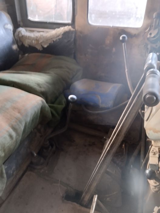 Продам трактор т-74.