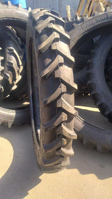 Шина 9,5-42 на трактор  МТЗ,ЮМЗ