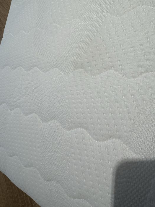 Materac do lozeczka  jak nowy