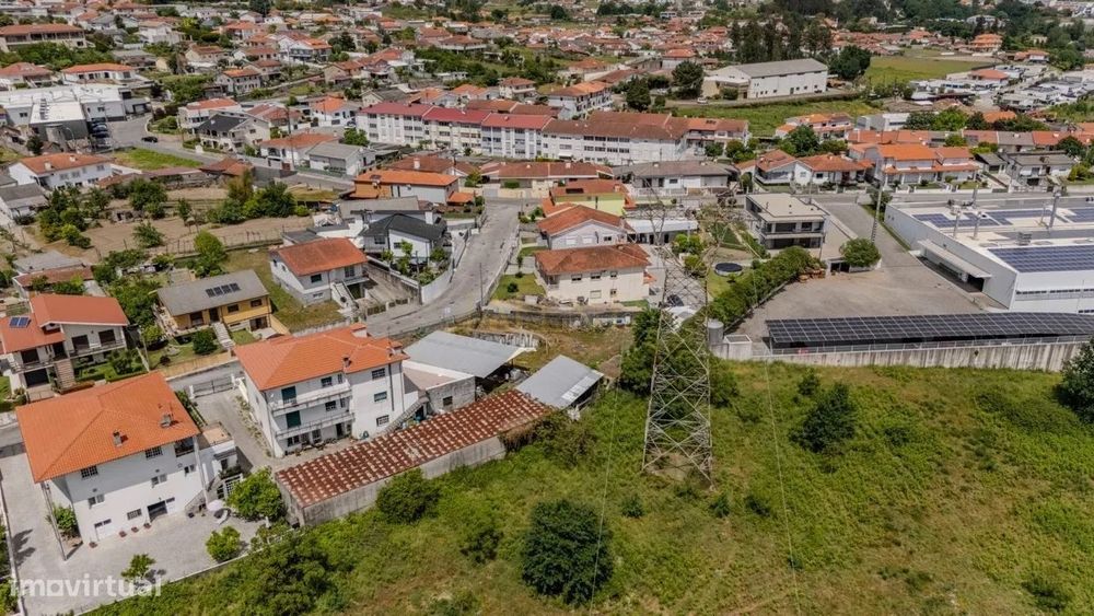 Terreno Premium em Ronfe - 860m2 para a casa dos seus Sonhos!