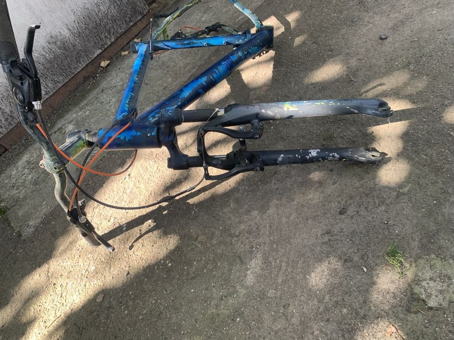 Продам Раму Алюмінєву