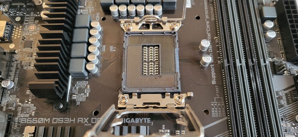Gigabyte B660m DS3H AX DDR4 (s1700, Intel B660, PCI-Ex16)