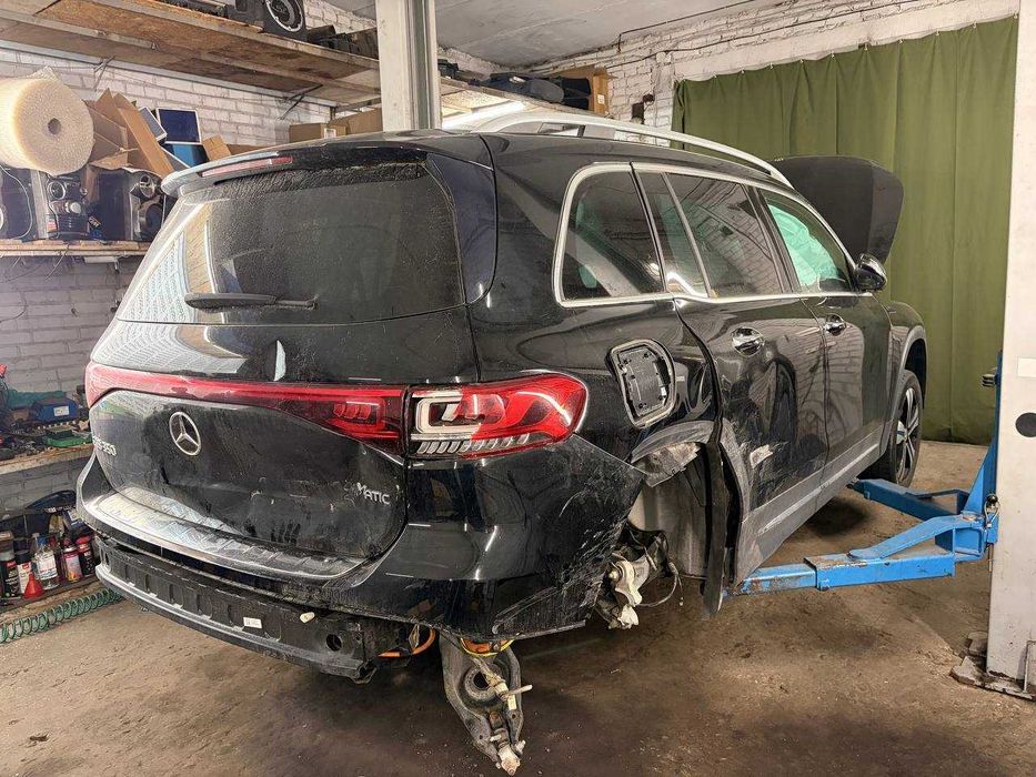 Разборка, розбір Mercedes-Benz EQB 350 X243 2022 року Шрот, Запчастини