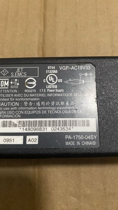 Carregador para Portátil Sony VGP-AC19V33