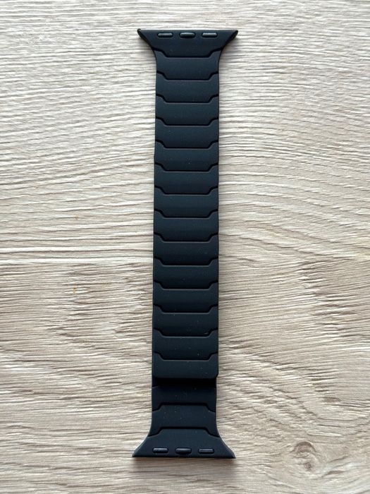 Pasek magnetyczny Apple Watch 38/40/41 (S10) 42mm