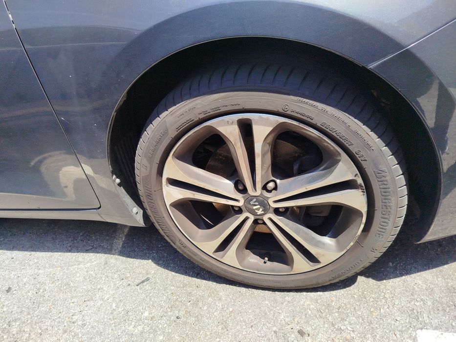 Kia Ceed 1.0 T-GDI — avariado (não liga) — bom para mecânico/reparação