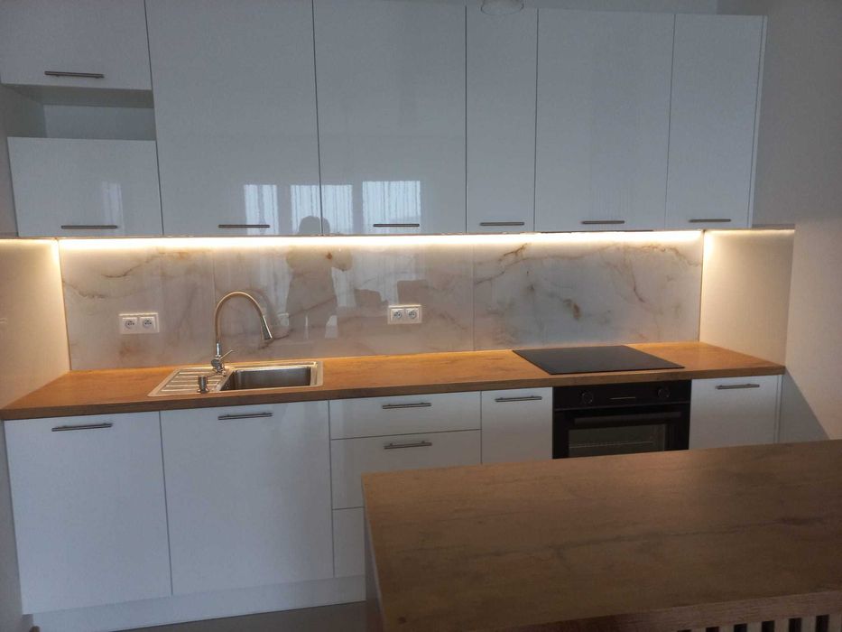 Wynajmę nowe mieszkanie z garażem na Widoku, ul. Szarych Szeregów 21.