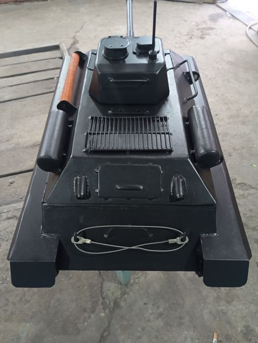 Мангал в виде танка