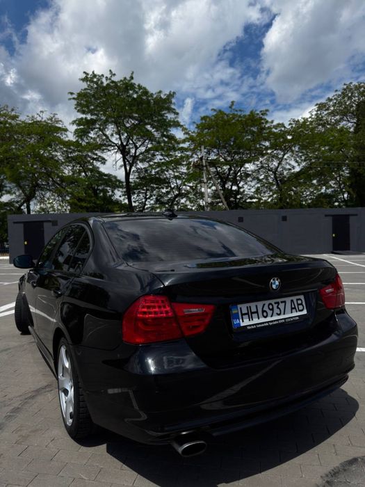 BMW E90 2010 Restyling