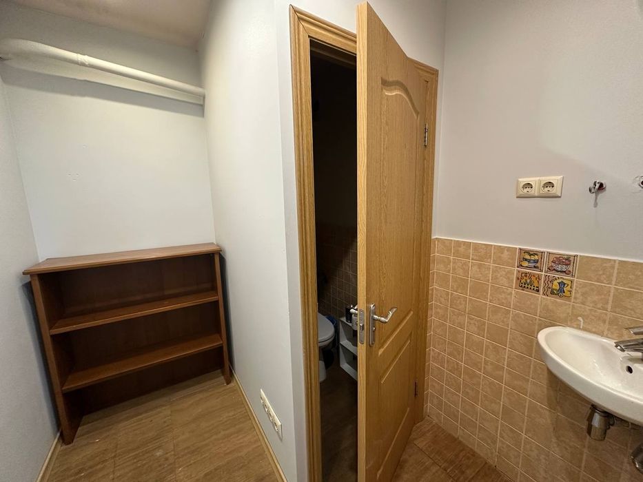 Центр!Здам приміщення 33 м2 по вулиці Володимеро -Либідсь